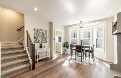 Coeur d'Alene House | Flying Colors Cottage Walk to Downtown