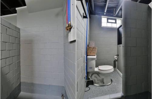Canton House | Football Hall of Fame Hideaway-Cozy and Convenient