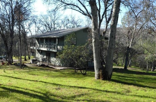 Midpines House | Foothill Acres - Family Cabin near Yosemite