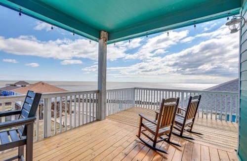 San Luis House | Footprints in the Sand - Luxe Freeport Home!