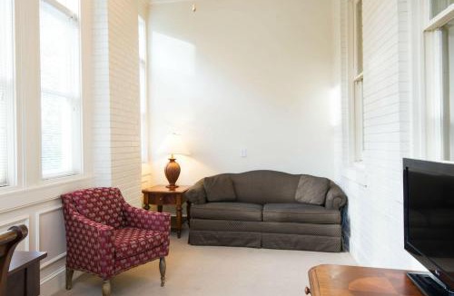 Indianapolis Resort | Fort Harrison State Park Inn
