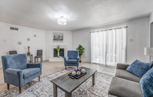 Hickory Hill House | Fox Hunt Hideaway