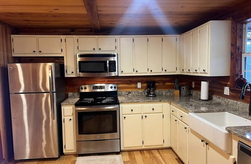 Waynesboro Cabin | Frank's Retreat Cherokee Rd