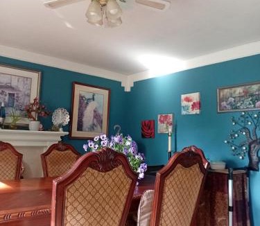 Townline Hill Bed & Breakfast | Fraser Valley Getaway With Breakfast S5