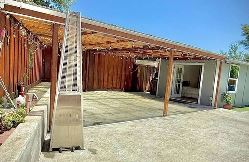 Fremont House | Fremont - 6 bedroom 3 bath