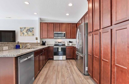 Nampa House | Fresh townhome in Nampa Idaho with 3 bedrooms