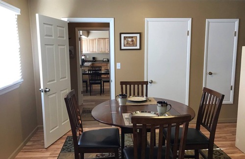Cascade Apartment | Freshly Remodeled 2 Bedroom, Full Kitchen, living Room Suite, in Cascade unit #2