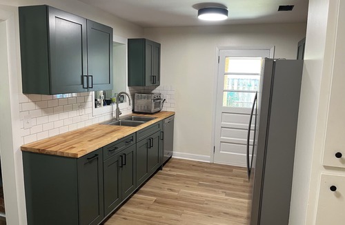 North Augusta House | Fully Furnished Home close to the medical district, perfect for traveling pro's