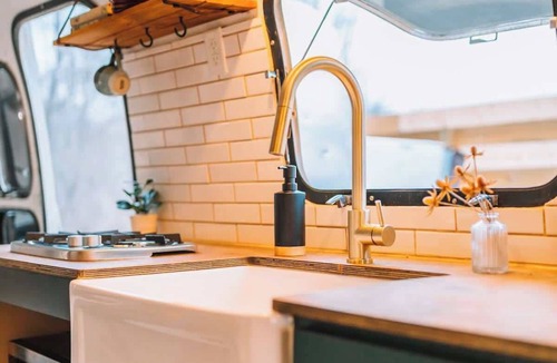 Laurelville Apartment | Fun Vintage Airstream with AC, Hot Tub, and View