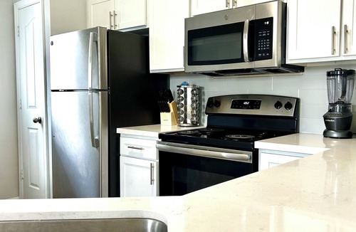Sugar Land Apartment | Functional & Comfortable living apartment in the heart of Sugar Land