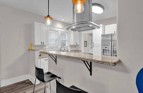 East Memphis House | Funky & Fun - Home centrally located in Memphis!