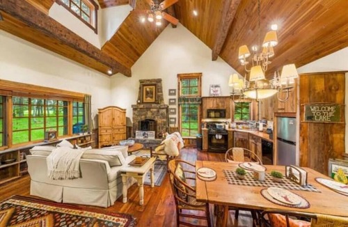 Bigfork Cabin | G-Bar-N Ranch Hudson’s Bay Log Home