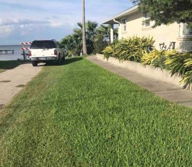 San Leon House | Galveston Bay Elegant Waterfront Home 3bed 3b Lighted Private fishing pier