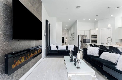 Reunion House | Games & Theater Room | Kids Themed Bunk Bedroom | Pool with Golf Course Views