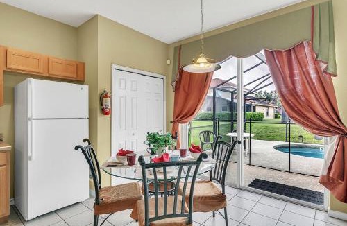 Solana Villa | Gated Resort-6BR Home-Private Pool-Free WiFi-Near Disney