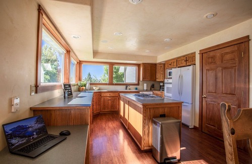 Kalispell House | Gather your family in Montana for outdoor fun and memories.