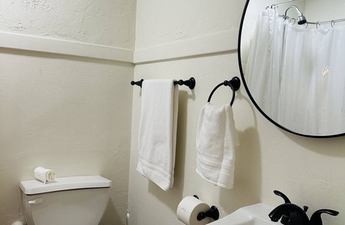 Butte Apartment | George Scholomiti Apartment