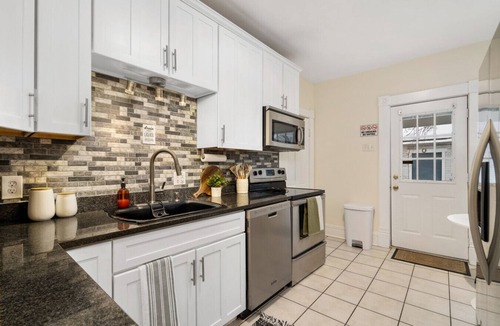 Downtown Columbus House | German Village Cottage - 2BR 2BA Home with Patio