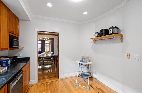 Inner Parkside House | GG Park-Sunset-Ocean Beach-Parking,WD-Pool Table