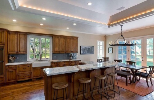 Sun Valley House | Gimlet Family Home | Close to Lift with Hot Tub!