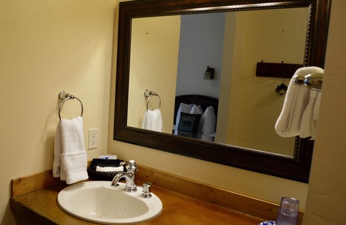 West Glacier Cabin | Glacier Guides Lodge