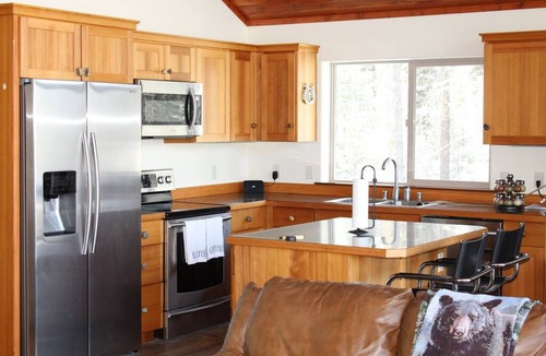 West Glacier House | Glacier Majesty · Getaway Next Door to Glacier National Park
