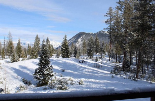 West Glacier House | Glacier Majesty · Getaway Next Door to Glacier National Park