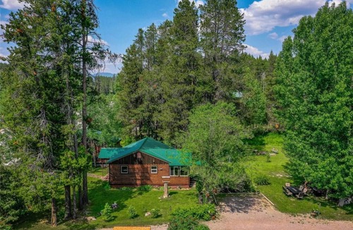Coram Cabin | Glacier Trails Highline Cabin