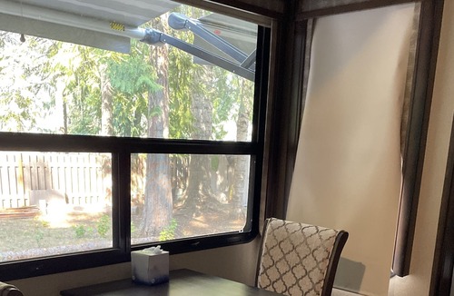 Clark Fork House | Glamping at it's Finest - Riverfront Property