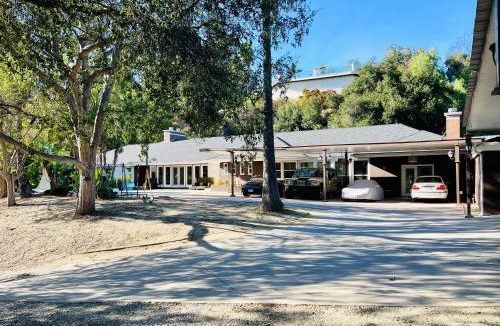 Encino Other | Glamping Cabin Tent Heated View Deck 2Acre Estate - Female Share Indoor - Men Share Outdoor - RG