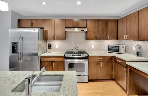 Penn Quarter Apartment | Global Luxury Suites at Penn Quarter