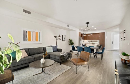 Golden Hill House | Golden Hill 7