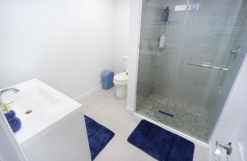 Sioux City Apartment | Golf Course Views House