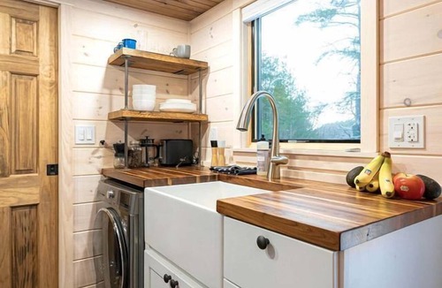 Chester Cabin | Gorgeous Cedar Tiny House for a Unique Pet-Friendly Getaway in Chester, Vermont