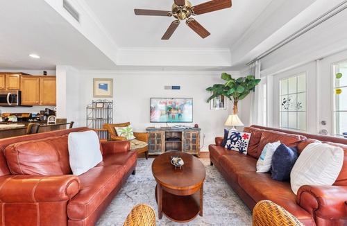 Reunion Condo | Gorgeous Cottage Style Condo Close To Disney