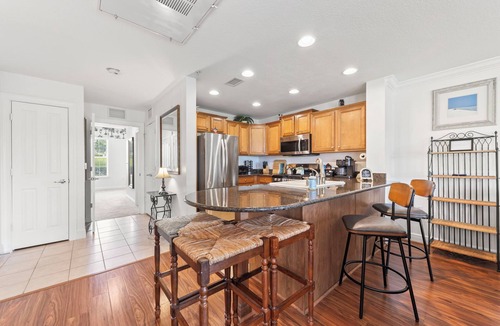 Reunion Condo | Gorgeous Cottage Style Condo Close To Disney