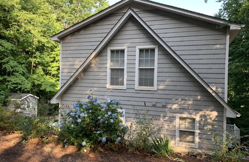 Barium Springs House | Gorgeous lakefront 4 br/3.5 ba home with firepit,boat&jetski dock sleeps 12