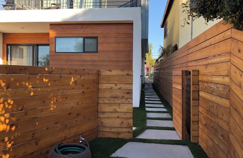 Stockton Apartment | Gorgeous Modern Studio Close to ALL Metro Areas