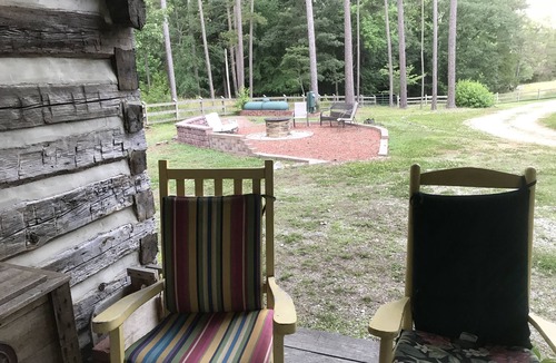 Fentress Cabin | Got Cabin Fever? - The Pretty Petunia