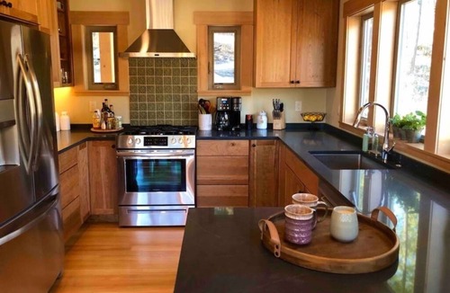 Lakeside House | Graham Getaway on Flathead Lake