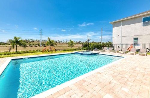 West Kissimmee House | Grand 11 Bdrm Villa with Games Room at Encore