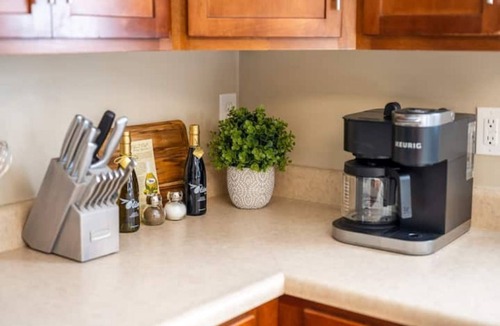 Westfield House | Grand Park minutes away sleeps 13