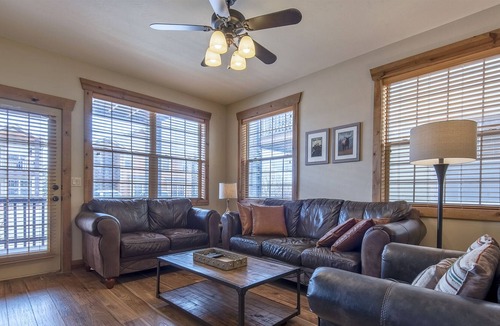 Driggs Condo | Grand Teton & Yellowstone Park! Jackson Hole & Teton Valley ID! Clean & Updated!