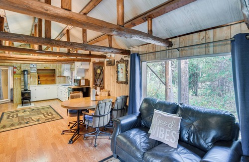 Last Chance Cabin | 'Grandpa's Cabin' ~ 30 Miles to Yellowstone!