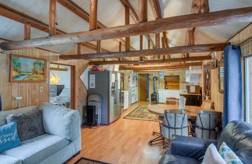 Last Chance House | Grandpas Cabin about 30 Miles to Yellowstone!