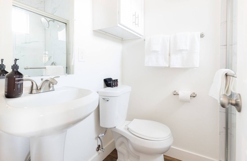 Stockton House | Grant Hill II by AvantStay | Contemporary Home w/ Patio | 5min to Balboa Park