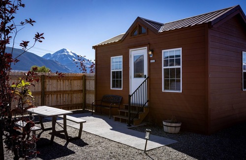 Livingston Cabin | Grass Hopper Cabin (Cabin #4)