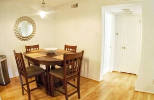 Chinatown Condo | Great Location, Close to Galleria & Pets Welcomed!