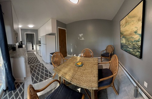 Riverton House | Great Location for your Riverton Stay