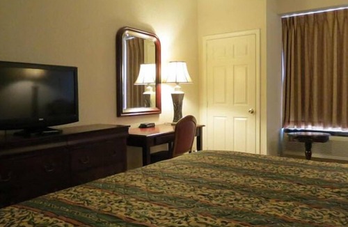 Gulfton Hotel | Great Value Inn